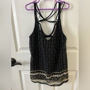 Black stappy tank top